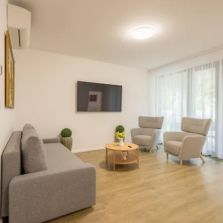 Haven By Bltn アパート Zamárdi